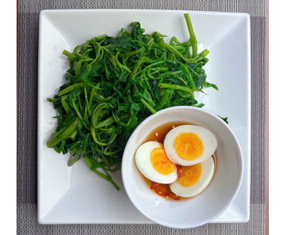 Rau Muống Luộc Chấm Trứng