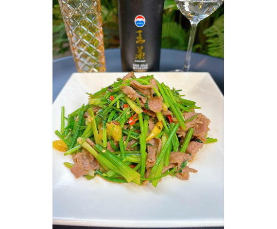 Thịt Bò Xào Rau Cải