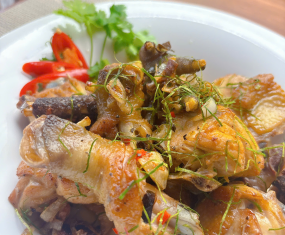 Gà Chiên Mắm Lá Chanh